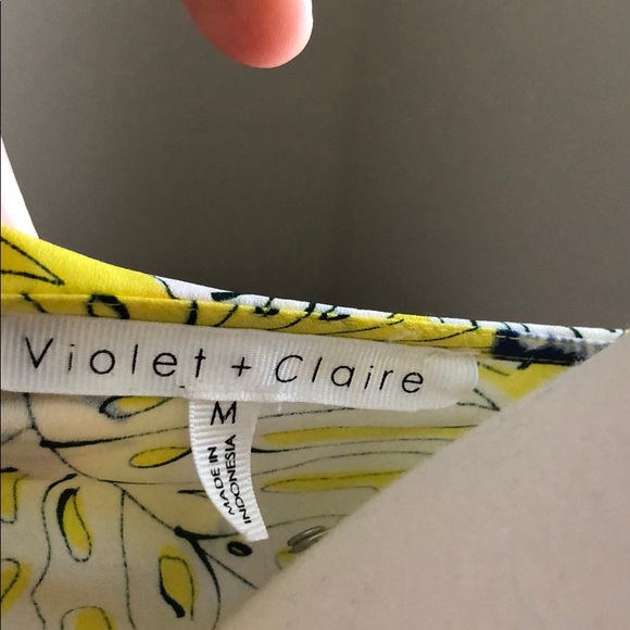 Spring time wrap blouse - Picture 5 of 6